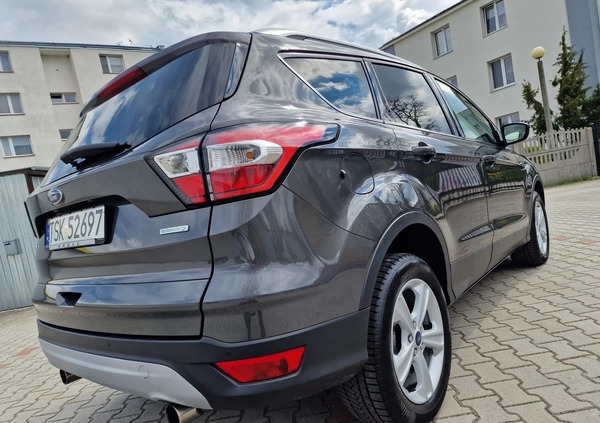 Ford Kuga cena 64900 przebieg: 103500, rok produkcji 2018 z Suchedniów małe 352